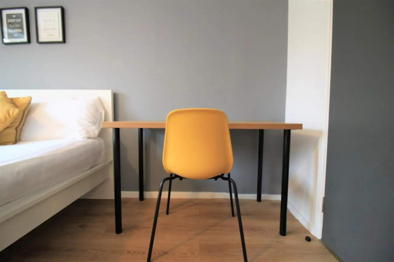 Hamilton House -3 Bed Close To Town, Drive Parking, 2 Toilets Newcastle upon Tyne United Kingdom