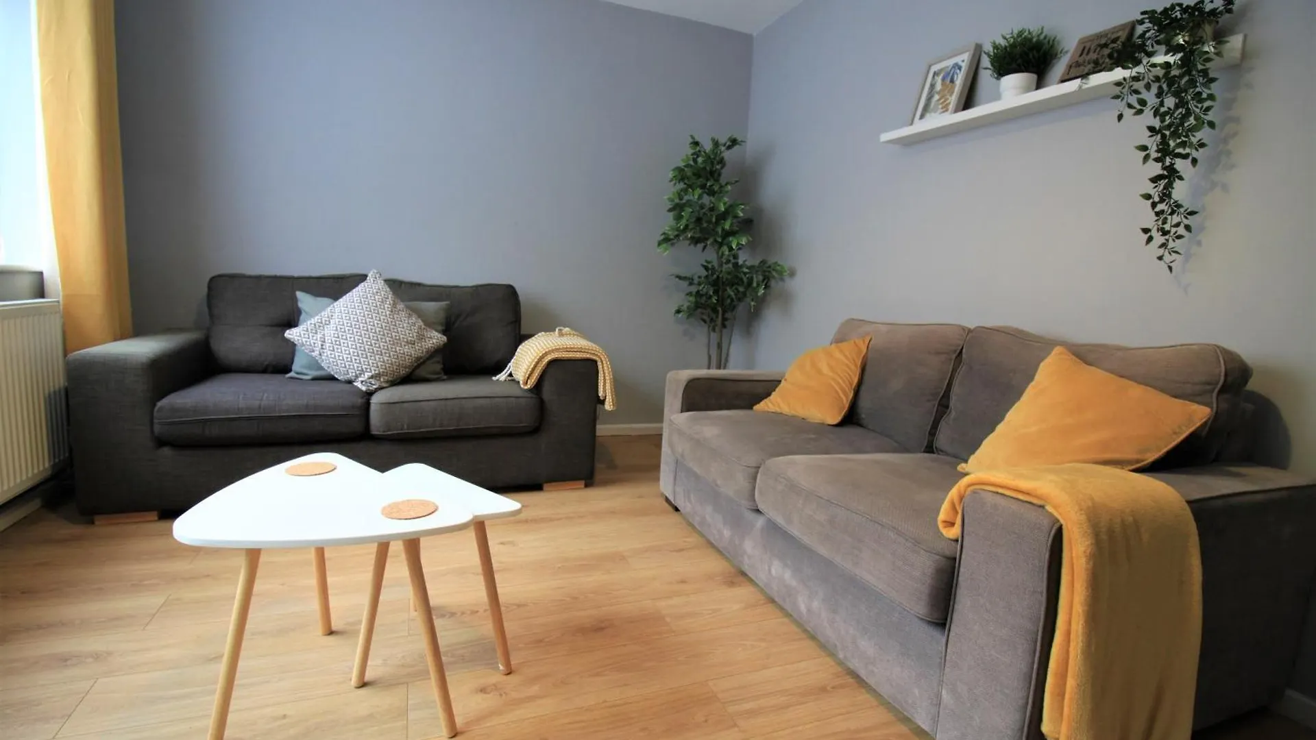 Holiday home Hamilton House -3 Bed Close To Town, Drive Parking, 2 Toilets Newcastle upon Tyne United Kingdom